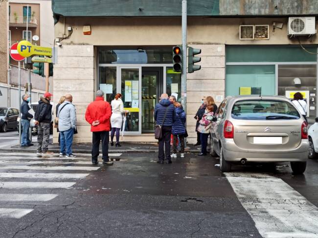 Coronavirus a Catania, oltre 20 dipendenti delle Poste positivi: più di 35 in isolamento, Ugl parla di dati allarmanti
