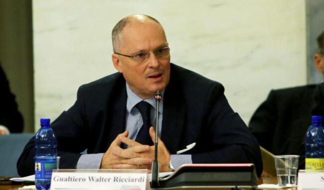 Coronavirus, Ricciardi invoca il lockdown totale in tutta Italia e in Sicilia cresce la preoccupazione per le varianti