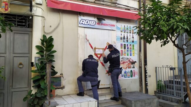 Controlli a Catania, chiuso negozio alimentari a San Berillo Vecchio: non rispettava le norme anti-Covid