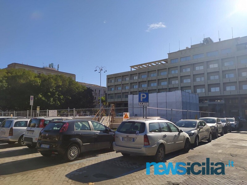 Catania, riqualificazione fontana de “I Malavoglia” in piazza Giovanni Verga: ancora qualche mese per rivederla operativa