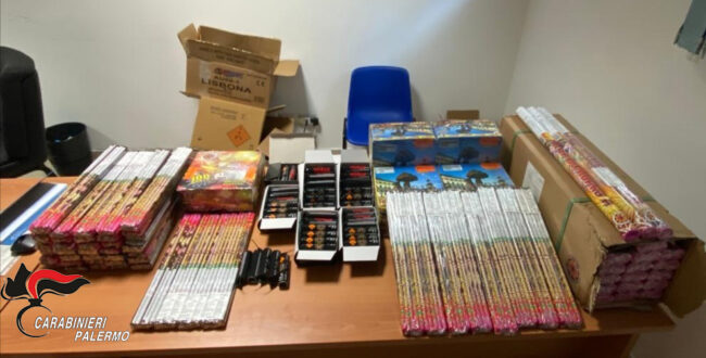 Fuochi d’artificio venduti illegalmente su Facebook, la perquisizione e la scoperta: “guai” per 36enne pregiudicato di Palermo