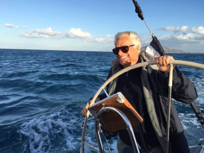 Una vita per lo sport stroncata dal Covid, morto il velista Giulio Caiazzo. Palermo a lutto: “Scioccati e costernati”