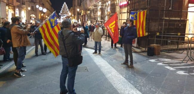 Catania, presidio in Prefettura per la liberazione dei 18 pescatori: “Situazione gravissima”