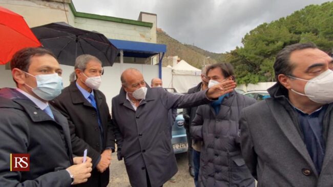 Coronavirus Palermo, sopralluogo di Musumeci e Razza al drive-in per lo screening della popolazione
