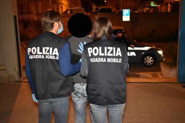 Le urla a squarciagola, la luce che va e viene: tentata violenza sessuale a Enna, arrestato un 36enne – I DETTAGLI
