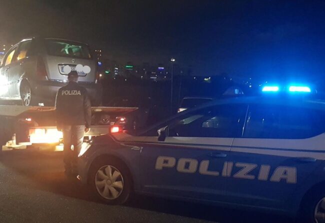 Librino, in auto con il “pacco natalizio” di marijuana: arrestato Giulio Ambra