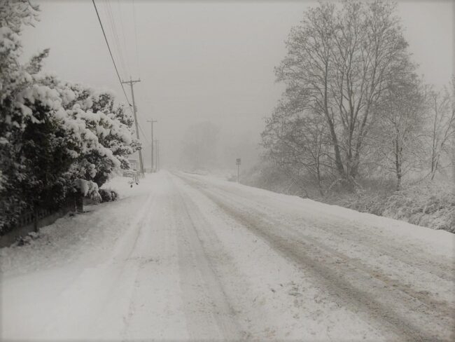 Meteo Sicilia, scatta l’allerta per oggi: venti di burrasca fino a 130 km/h, freddo e neve a bassa quota