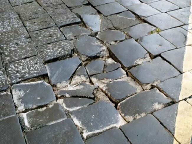Catania, rifacimento basolato lavico in via Musumeci: chiusura al traffico da lunedì