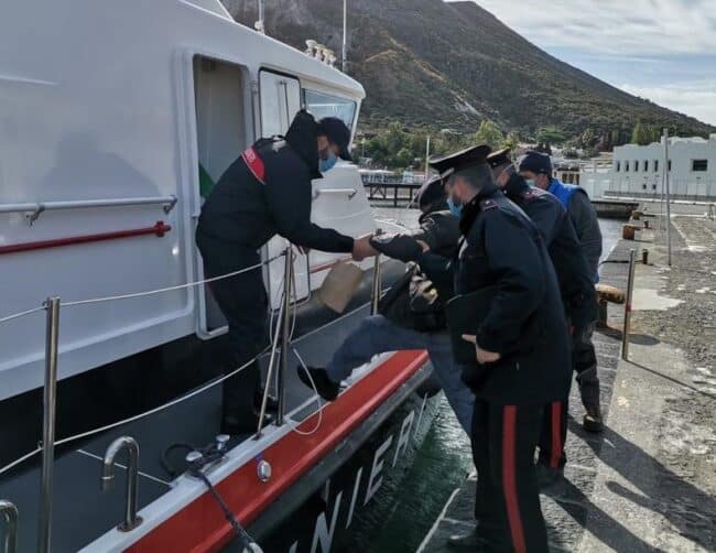 Pensionato invalido in pericolo di vita impossibilitato a fare la dialisi: accompagnato dai carabinieri