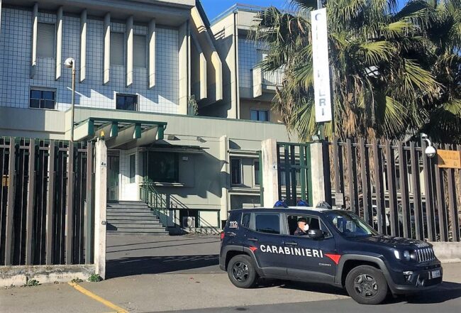Catania, denunciati 28 furbetti dei buoni spesa: percepivano anche il Reddito di Cittadinanza