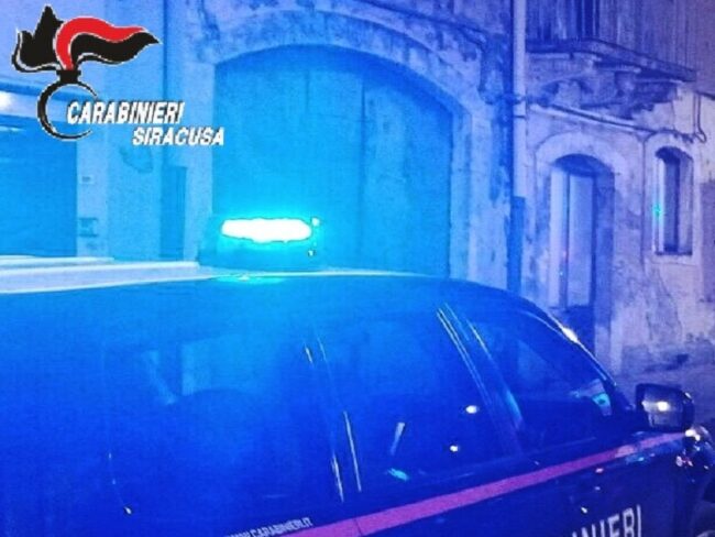 Rispetto norme anti Covid: fermato dai carabinieri un positivo a spasso a Lentini