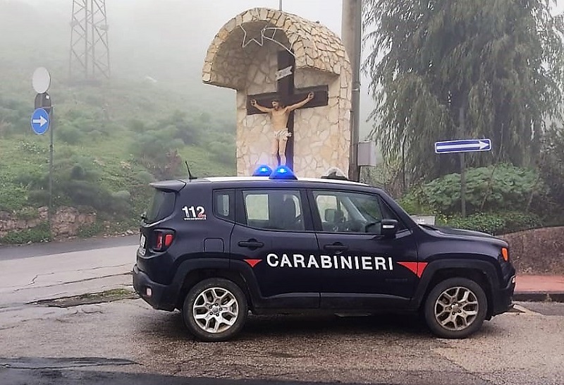 Coronavirus Catania, padre e figlio positivi violano la quarantena: in giro in macchina