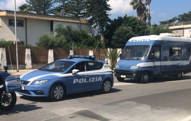 Sicilia zona rossa, aumentano i controlli: da chi “non riesco a prendere sonno” ai fidanzati in “intimità”