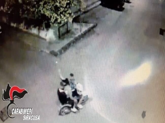 Omicidio panettiere Sebastiano Sortino: Dylan Foti condannato, i familiari protestano