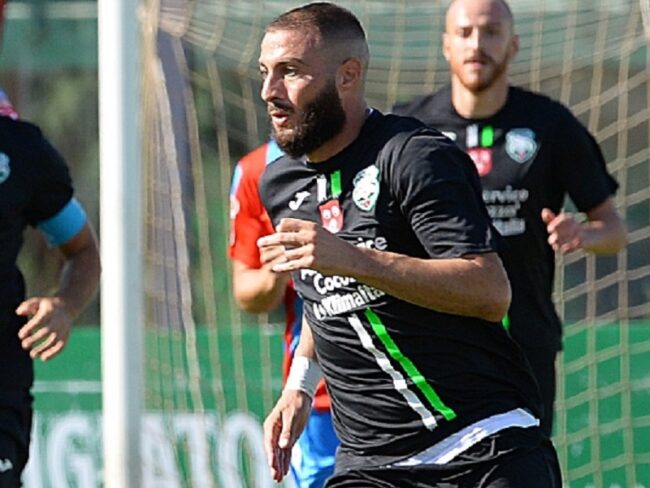 Calcio Catania, primo rinforzo dal mercato: Simone Sales a titolo definitivo dal Monopoli