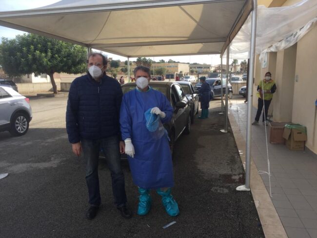 “Passaparola” per i vaccini anti-Covid, assembramenti e bufera mediatica. Sindaco Giannone: “Non servono polemiche, ma organizzazione e serietà”