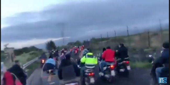 Corsa clandestina nel Catanese, denunciati zio e nipote: individuati i partecipanti – VIDEO