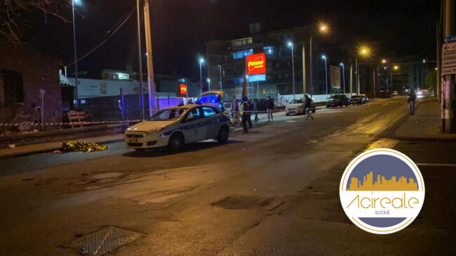 Incidente mortale nel Catanese, uomo travolto da un’auto nei pressi del Penny Market: muore in strada