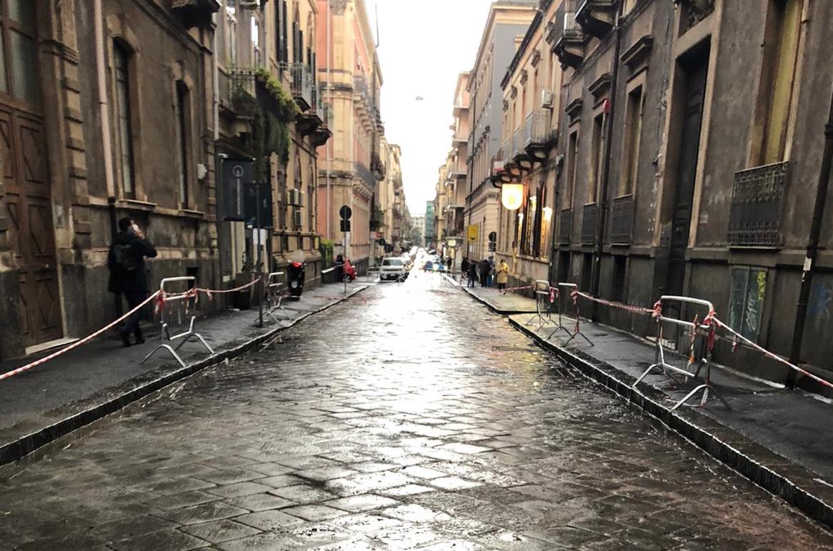 Catania, da lunedì riaperta al traffico via Musumeci: conclusi i lavori di rifacimento del basolato lavico