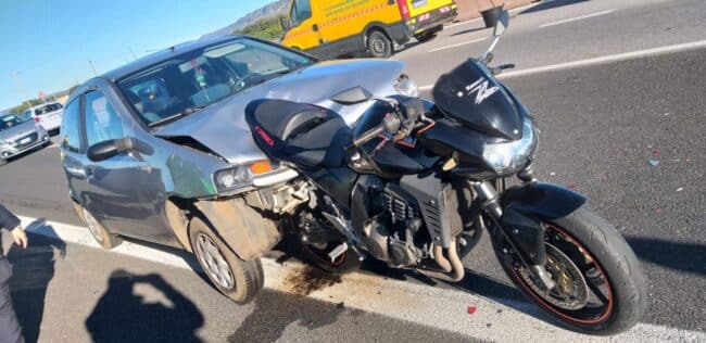 Incidente sulla Statale 124, violento scontro tra due moto e un’auto: centauri al Pronto Soccorso