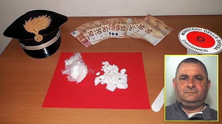 Catania, fugge lanciando la cocaina dal finestrino dell’auto: inseguito ed arrestato