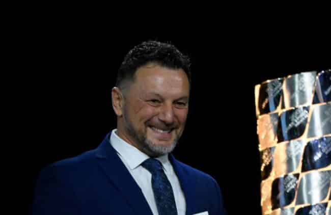 Lutto nel motociclismo, il Coronavirus porta via Fausto Gresini: “Non ti dimenticheremo mai”