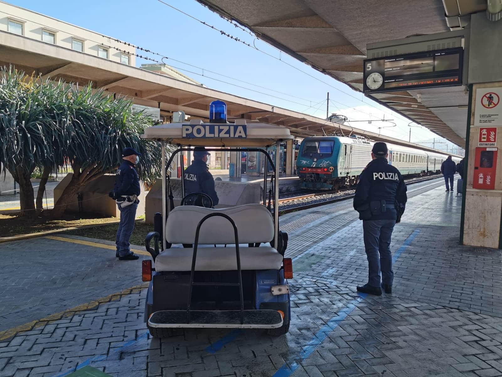 Ferrovie siciliane, 4 giovani denunciati dalla Polfer per minacce ai capotreni: il bilancio dei controlli