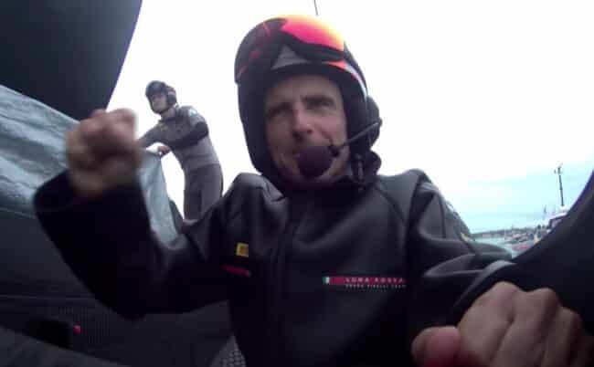 “Forza Palermo”, il timoniere di Luna Rossa Francesco Bruni saluta la città siciliana dopo il 4-0 su Ineos – VIDEO