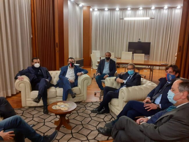 Ponte sullo Stretto, infrastrutture ed economia in Sicilia: incontro tra Musumeci, Salvini e Catalfamo