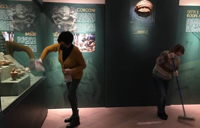 Sicilia zona gialla, riaprono i musei archeologici di Naxos e Francavilla: chiusi per lavori Teatro Antico di Taormina e Isola Bella
