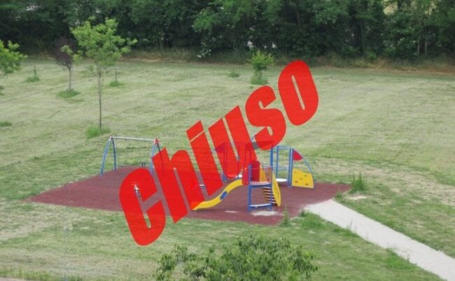 Contagi Covid in aumento, il Comune dice stop a mercatino, scuole e stazionamenti in parchi e ville: ecco l’ordinanza di Siculiana