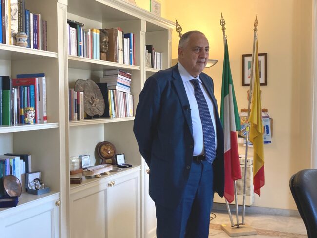 Palermo, arriva un conto salatissimo per il “caro bollette”: 13 milioni di maggiori oneri