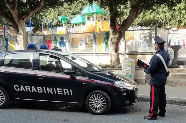 San Giovanni Galermo, serve consumazione cliente al tavolo: chiuso chiosco-bar