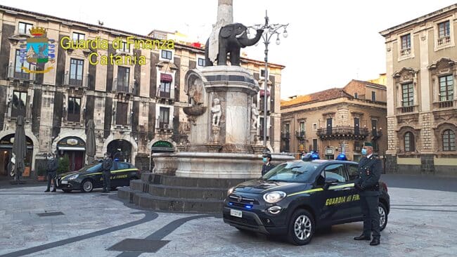 Catania, controlli festa di Sant’Agata via terra e mare: beccato un 20enne positivo, denunciato
