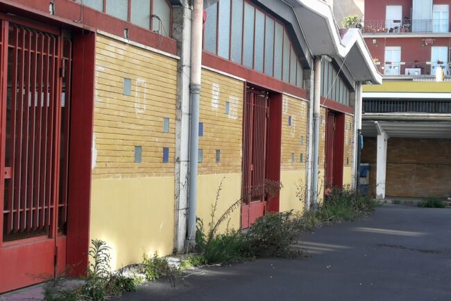 Catania, mercato chiuso di Picanello in stato di abbandono. Comitato Romolo Murri: “Danno economico importante”