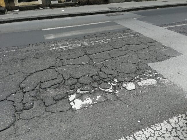 Catania, segnaletica da rifare in molti punti del quartiere Borgo-Sanzio. La richiesta del presidente Ferrara