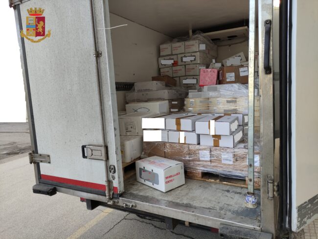 Maxi sequestro, autocarro trasportava 900 chili di trippa cotta surgelata in cattivo stato