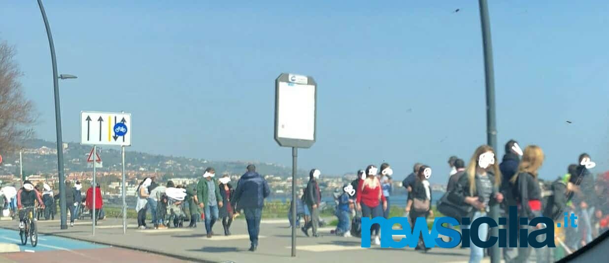 Catania baciata dal sole e dalla zona gialla, domenica al lungomare tra mascherine e voglia di normalità – FOTO