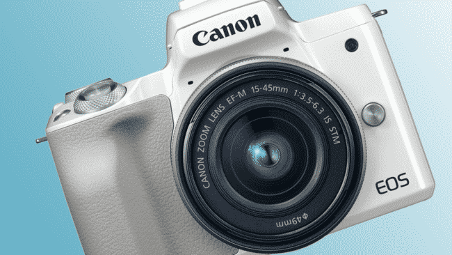 Canon lancia EOS M50 Mark II: la mirrorless 4K compatta per gli youtuber, i tiktoker e gli instagrammer