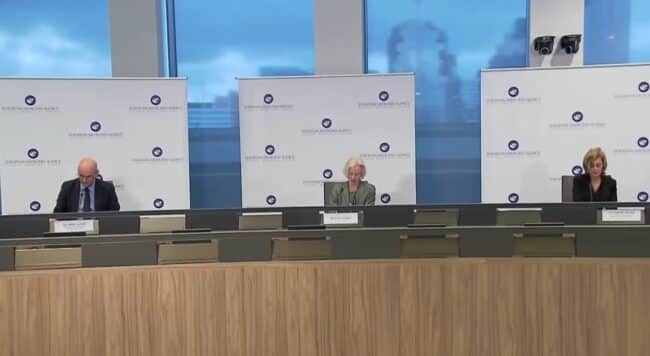 Vaccino AstraZeneca, l’Ema scioglie i dubbi: “Efficace e sicuro, nessun legame con trombosi” – VIDEO