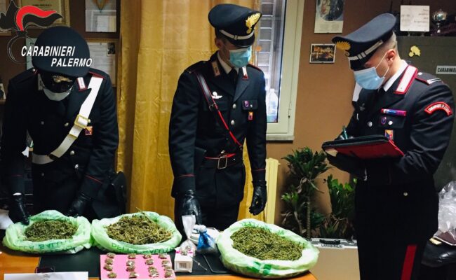 È ai domiciliari per droga ma se ne infischia e va al bar, pusher 19enne arrestato più volte per evasione