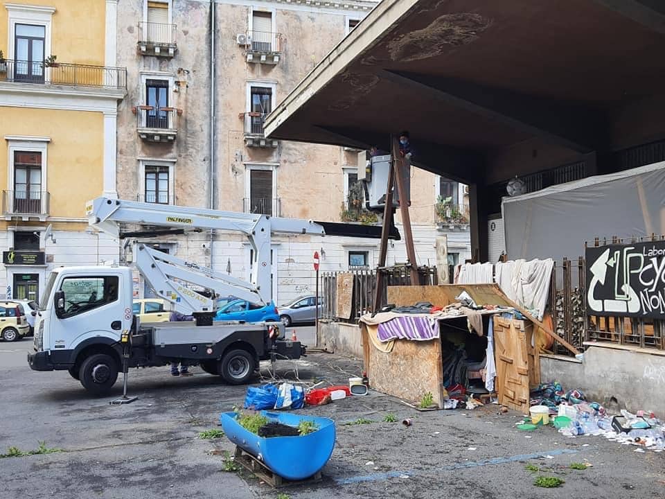 Catania, bonificata e ripulita piazza Lupo: dopo quasi un decennio, la centralissima zona “rinasce”