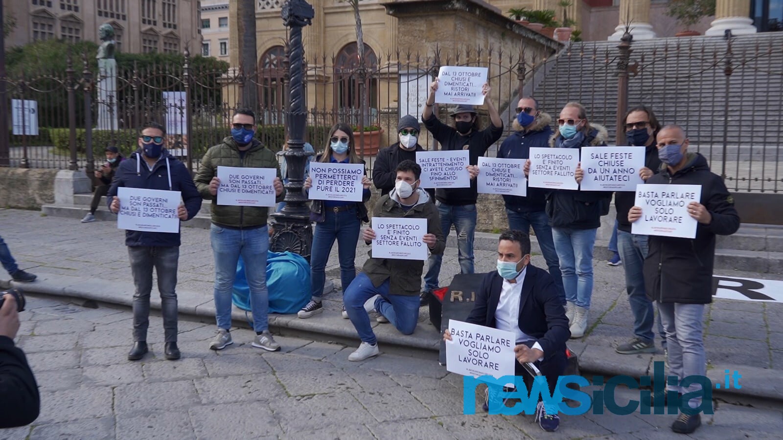 Palermo, la rabbia di Natale Giunta e degli imprenditori: “Ristori o riaperture immediate” – FOTO e VIDEO INTERVISTE