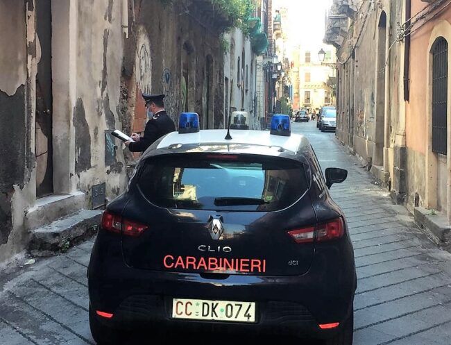 Catania, botte da orbi tra prostitute. “Sei vecchia, lascia il posto alle giovani”