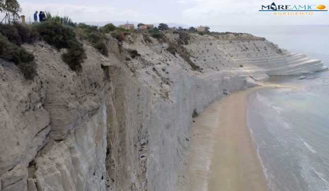 Il drone di MareAmico scopre nuovi rischi alla Scala dei Turchi – FOTO e VIDEO
