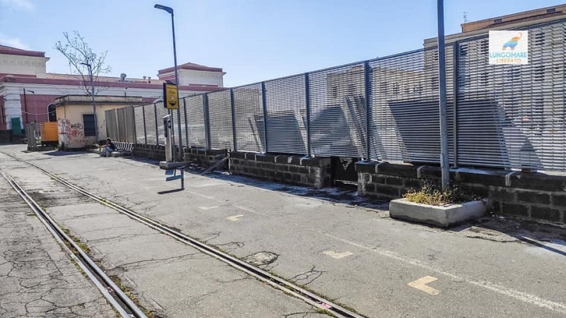 Catania a un passo dalla zona rossa, barriere all’ingresso pedonale del porto: entrata vietata nei weekend