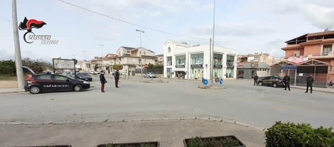 Controlli nel Siracusano, oltre 2mila fermati tra sanzioni ed esercizi commerciali chiusi