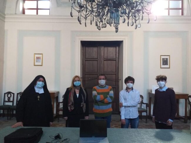 Catania, gli alunni dello Spedalieri incontrano suor Cecilia: tante le domande e le riflessioni