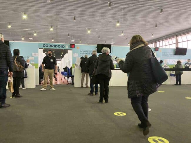 Covid Palermo, l’hub della Fiera del Mediterraneo sarà spostato? Caronia: “Non vi sono piani alternativi”