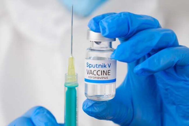 Vaccino Sputnik V, in corso i controlli degli ispettori Ema: “Visitate le cliniche e cercate informazioni”